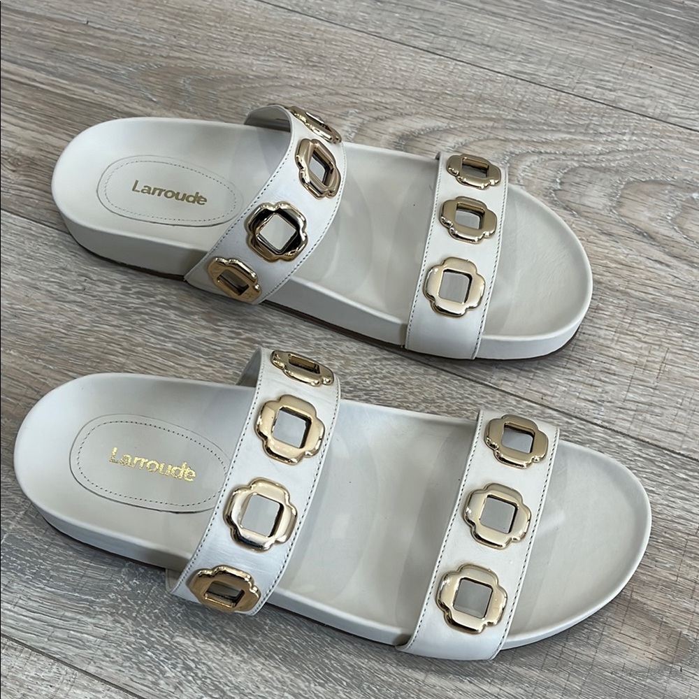 NWT Larroude Milan Slide Sandals with Gold Accents Women’s Size: 8